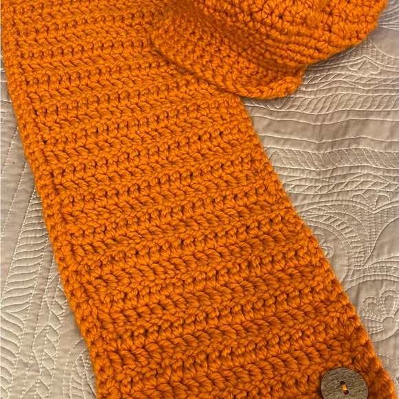 Burnt Orange Coat Collar/Scarf with matching News Boy Cap - Picture 2 of 6